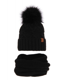 Zimowy komplet czapka plus szalik AGB/5732 kremowy